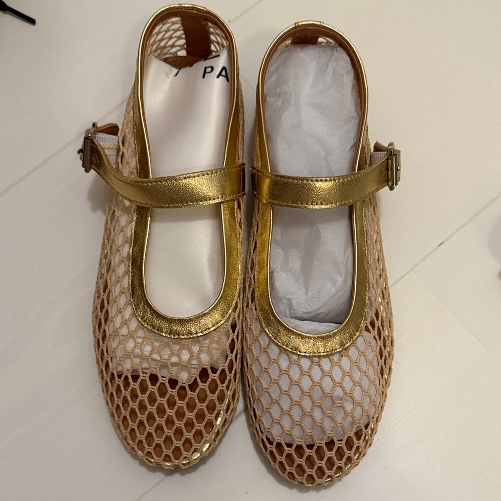 Chic Gold Mesh Women's Sandals